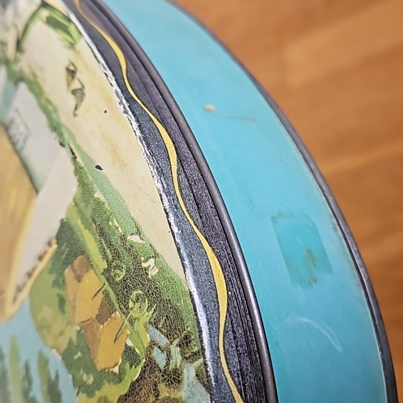 Vintage Daintee Choc Confectionery Co LTD Tin Blackpool England - Picture 9 of 9